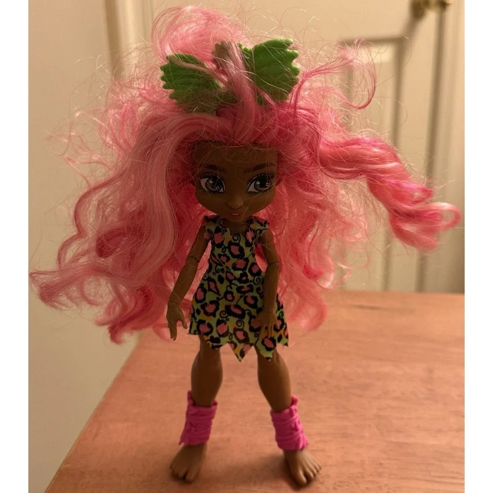 Mattel‎ CAVE CLUB Doll FERNESSA Prehistoric Fashion 8